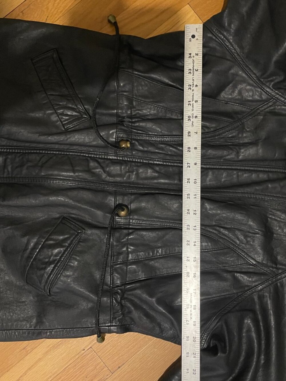Leather Coat Size Large Snap accents Cinched waist - Picture 14 of 15